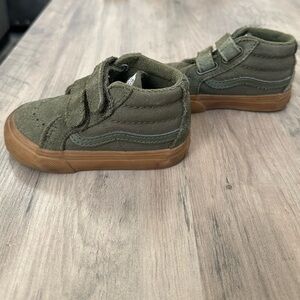 Green high top toddlers Vans 5.5